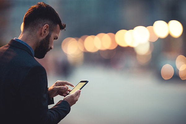 別了，金融營(yíng)銷"任性"時(shí)代！微信短信全規(guī)范：8大行為禁令來了！央行、銀保監(jiān)、證監(jiān)會(huì)等一起出手